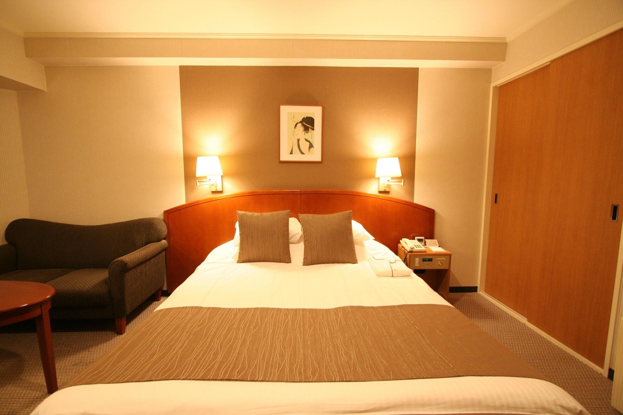 Okayama Plaza Hotel Extérieur photo