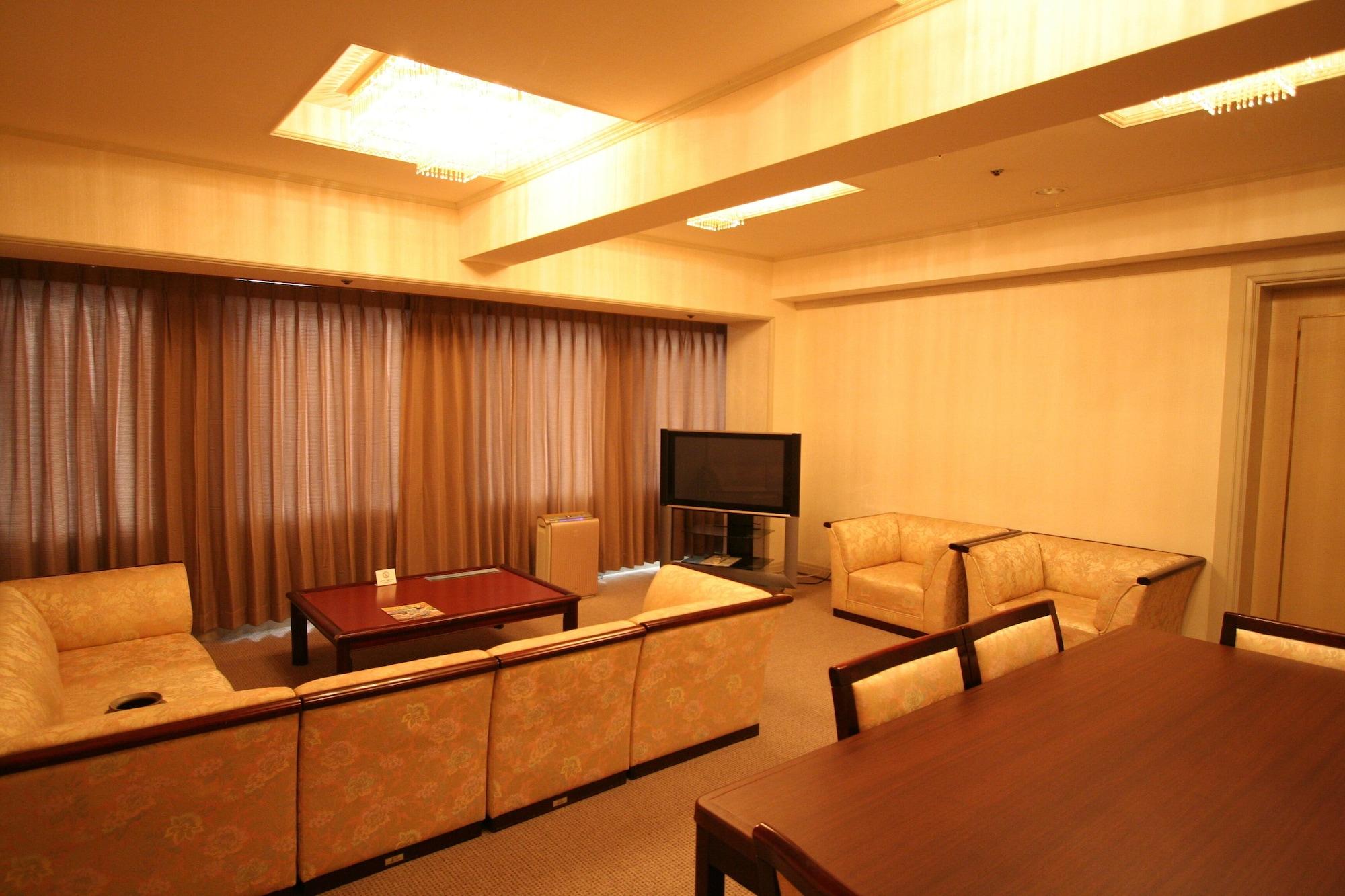 Okayama Plaza Hotel Extérieur photo
