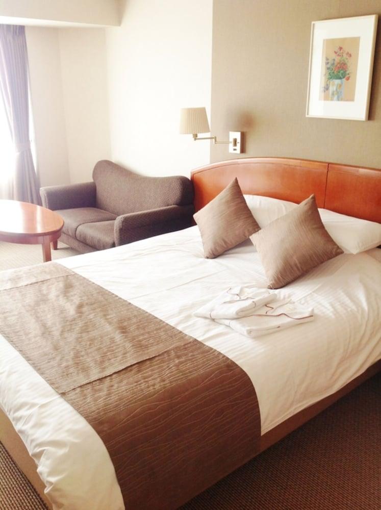 Okayama Plaza Hotel Extérieur photo